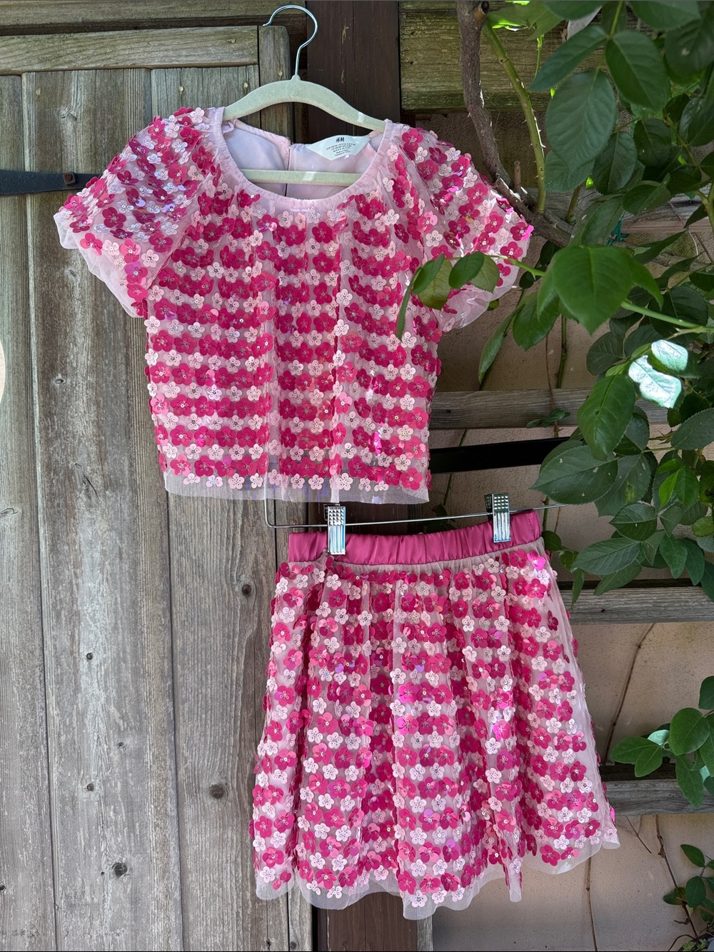 Previous Pink Sequin Flower 2 Piece Bubble Sleeve Top & Skirt